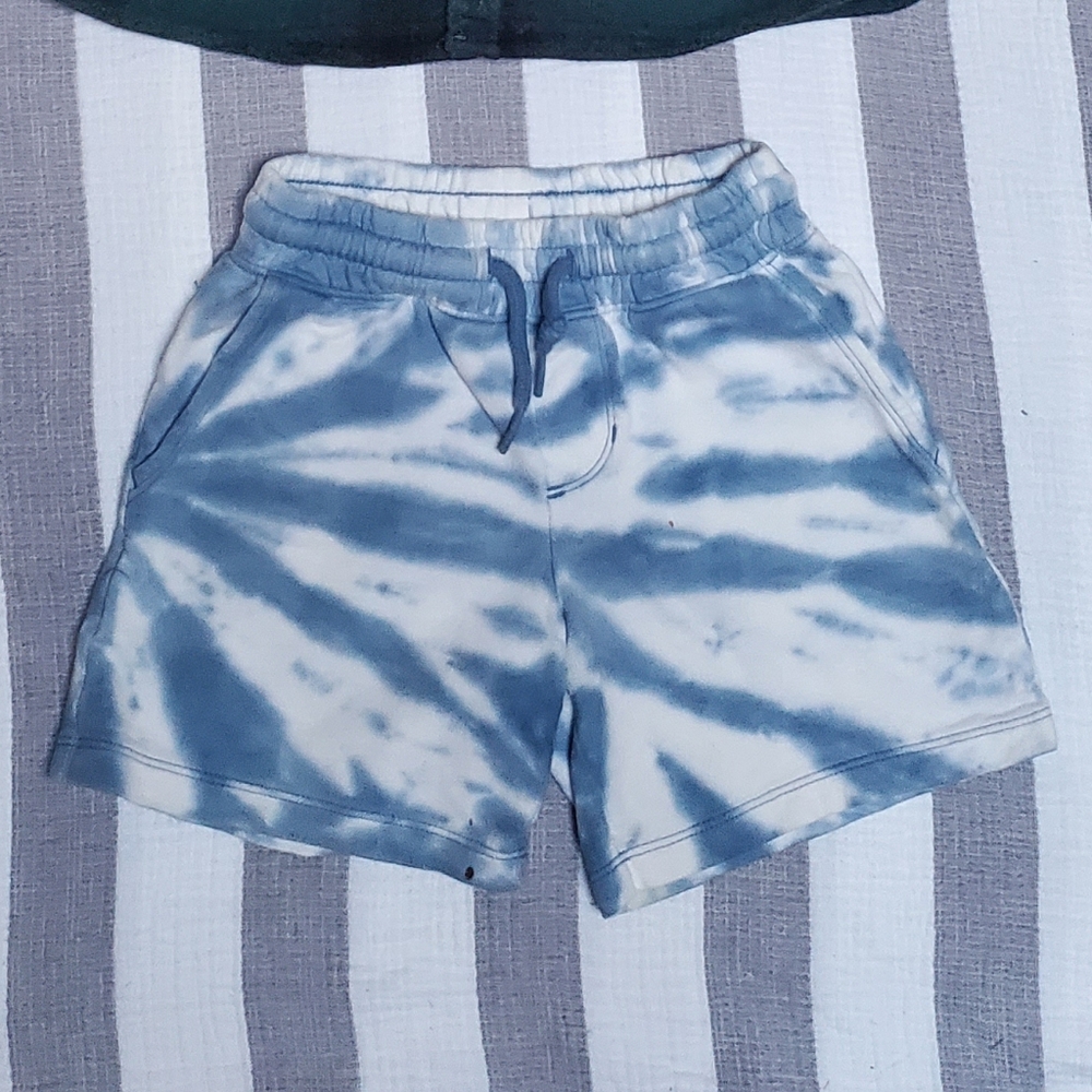 Bundle of jersey shorts